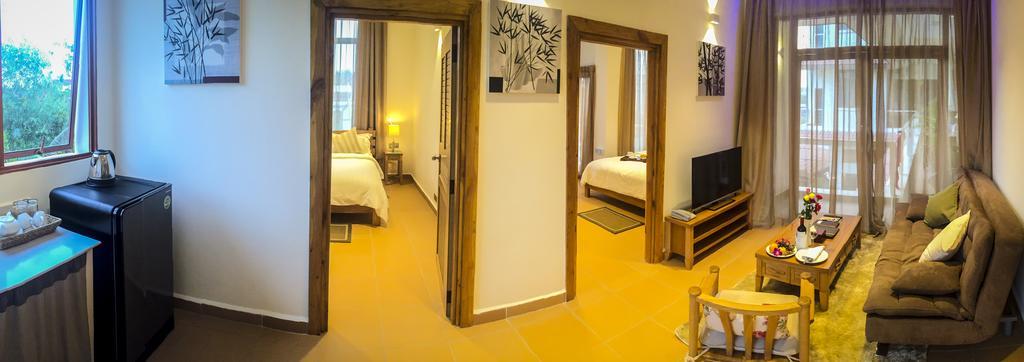 Deluxx Boutique Hotel 시아누크빌 객실 사진