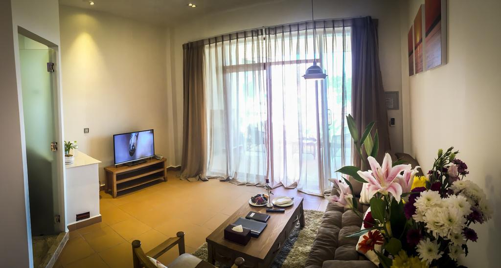Deluxx Boutique Hotel 시아누크빌 객실 사진