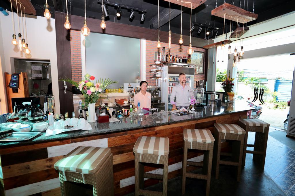 Deluxx Boutique Hotel 시아누크빌 외부 사진