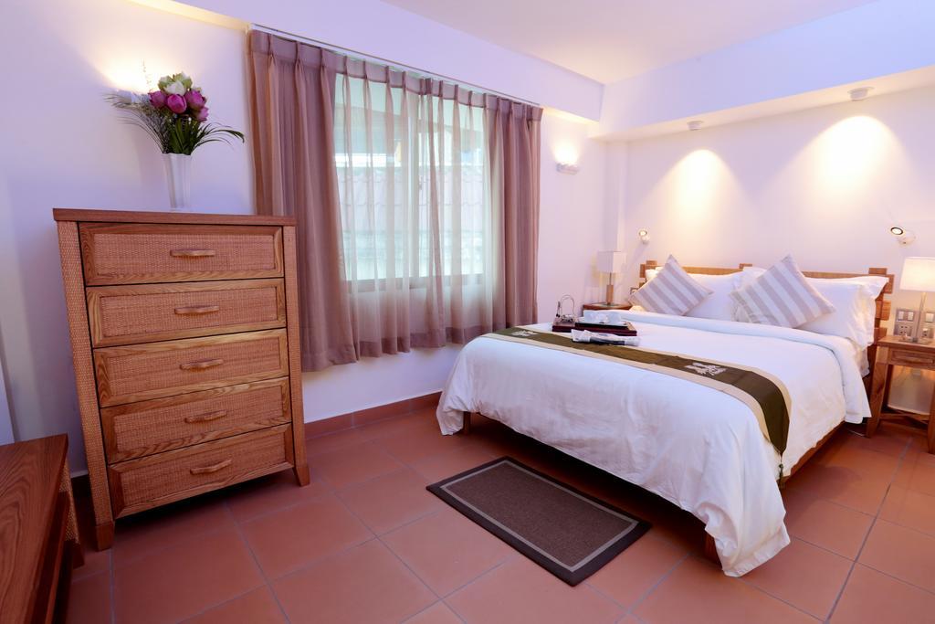 Deluxx Boutique Hotel 시아누크빌 객실 사진