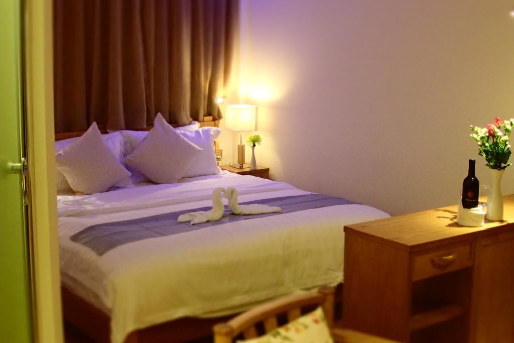Deluxx Boutique Hotel 시아누크빌 외부 사진